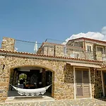 Panoramic With Pool And Capri View *