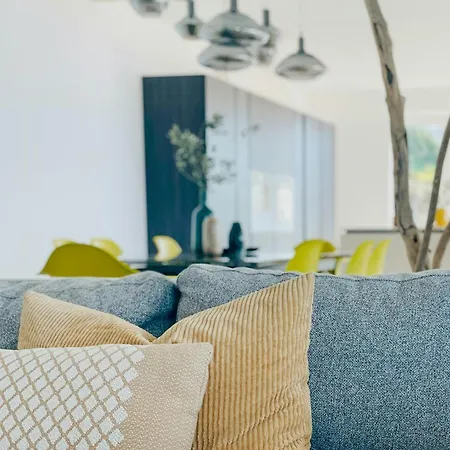 Panoramic With Pool And Capri View Feriehus *