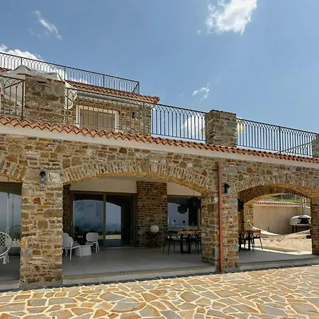 Panoramic With Pool And Capri View Holiday home Castellabate