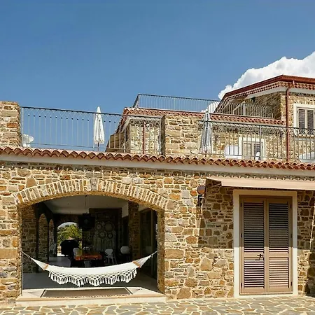 펜션 Panoramic With Pool And Capri View 카스텔라바테